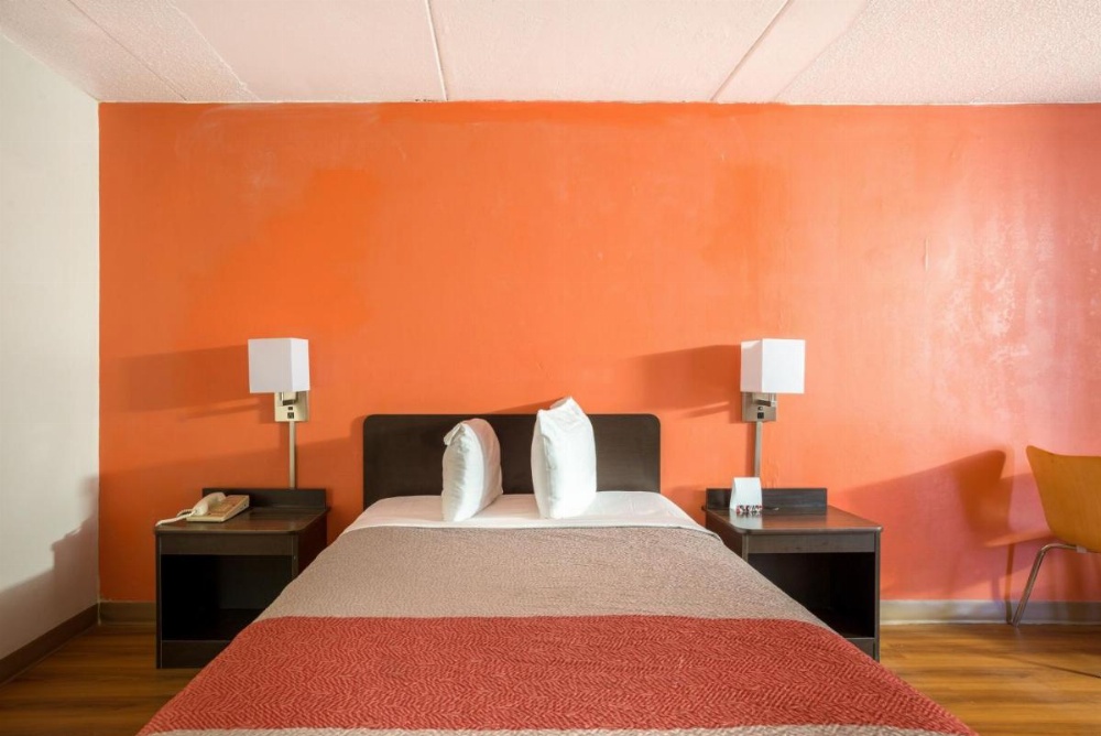 OYO Hotel Sweetwater TN West Image 13